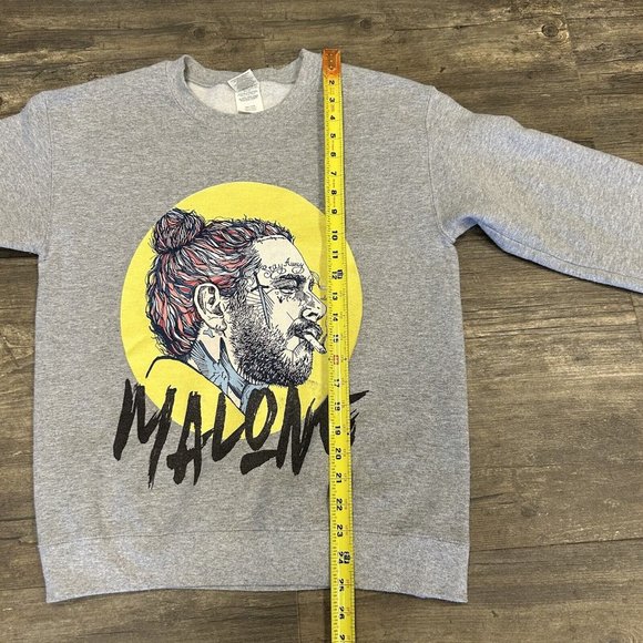Post Malone Graphic Print Crewneck Sweatshirt Gray Men Size Small Gildan - Picture 6 of 9